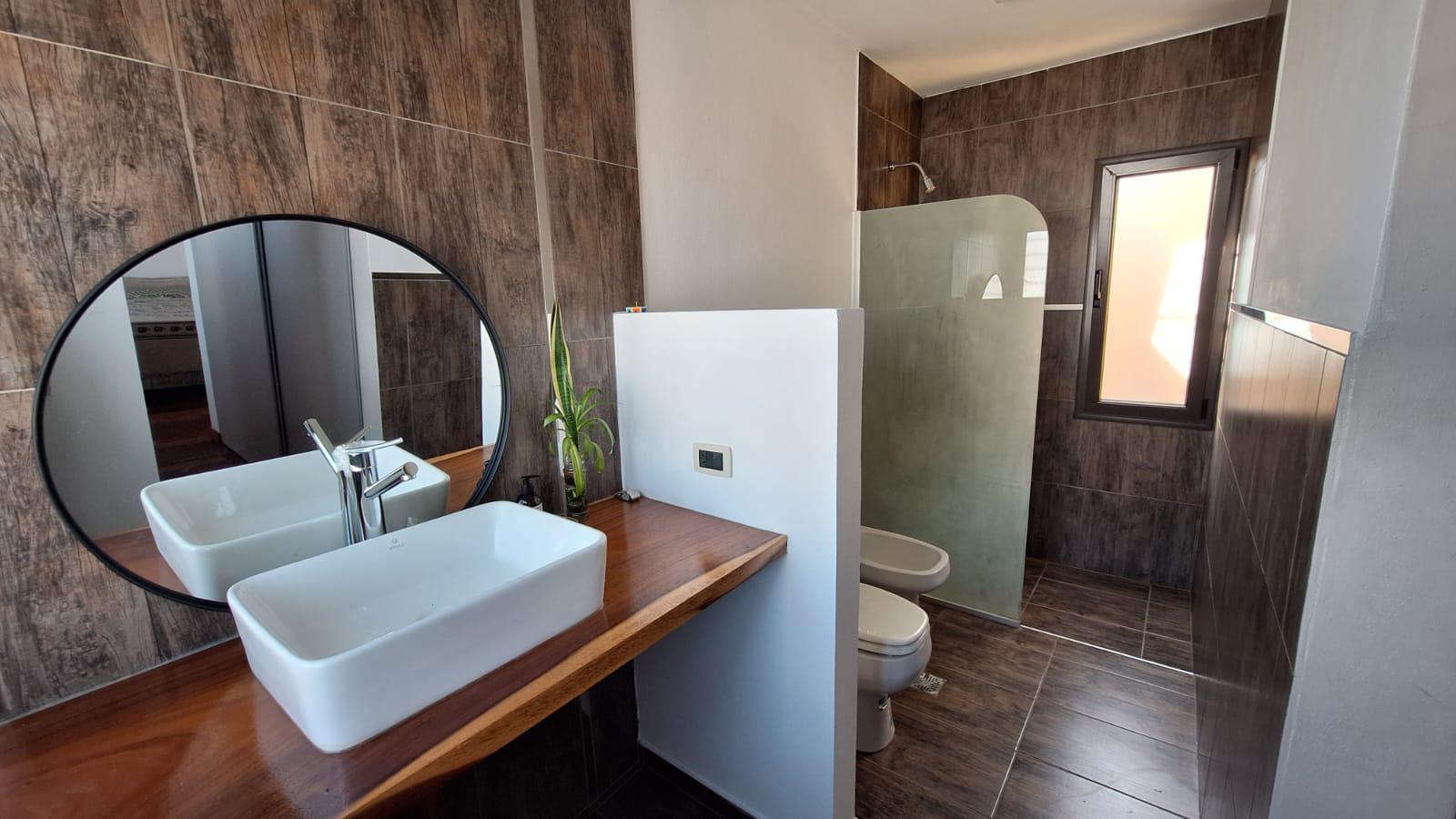 ALQUILER Casa 1 Dormitorio Escritorio Nuevo Poeta Lugones