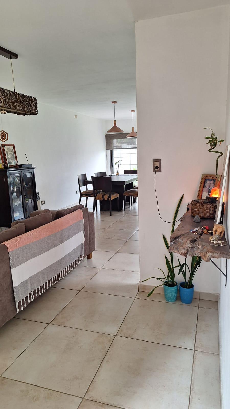 ALQUILER Casa 1 Dormitorio Escritorio Nuevo Poeta Lugones