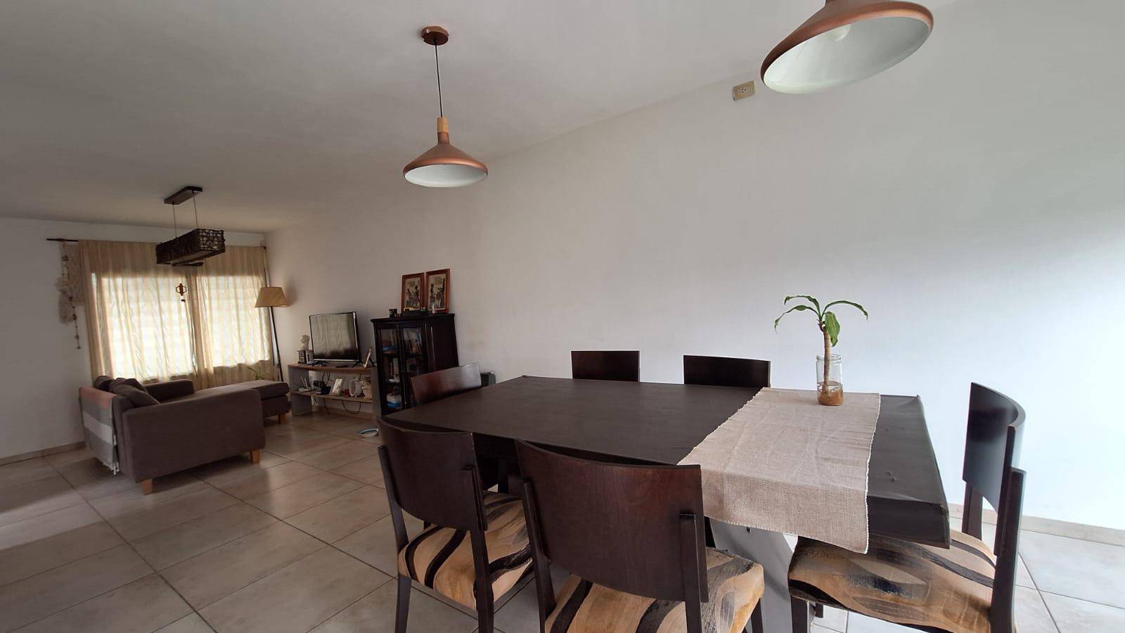 ALQUILER Casa 1 Dormitorio Escritorio Nuevo Poeta Lugones