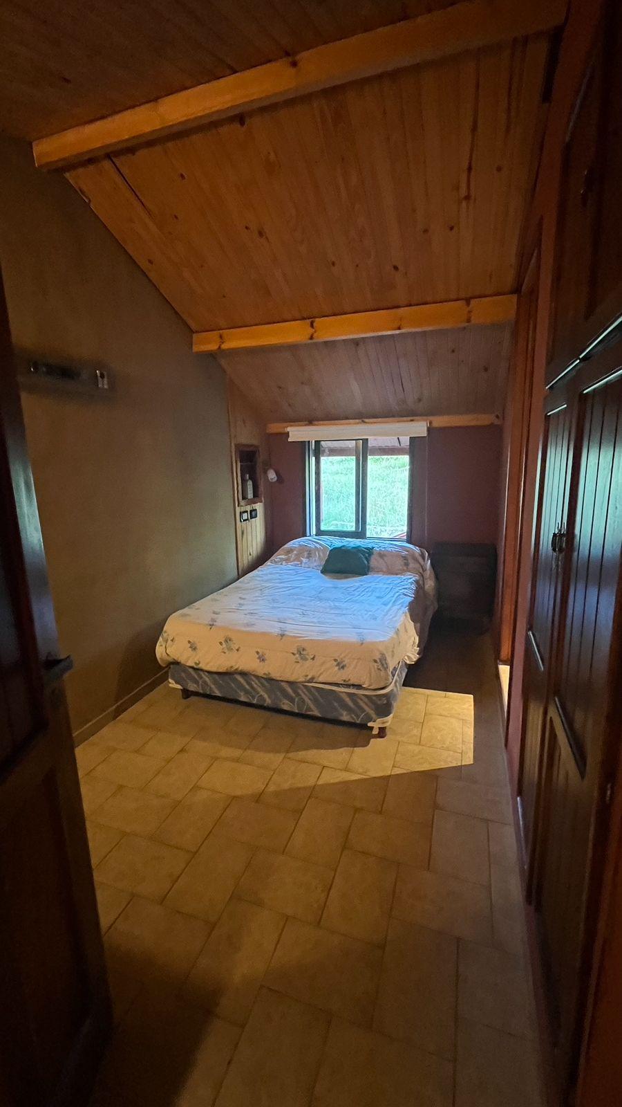 Oportunidad!!! Venta de local comercial con  costa de río, habitaciones, amoblado, escritura inmediata