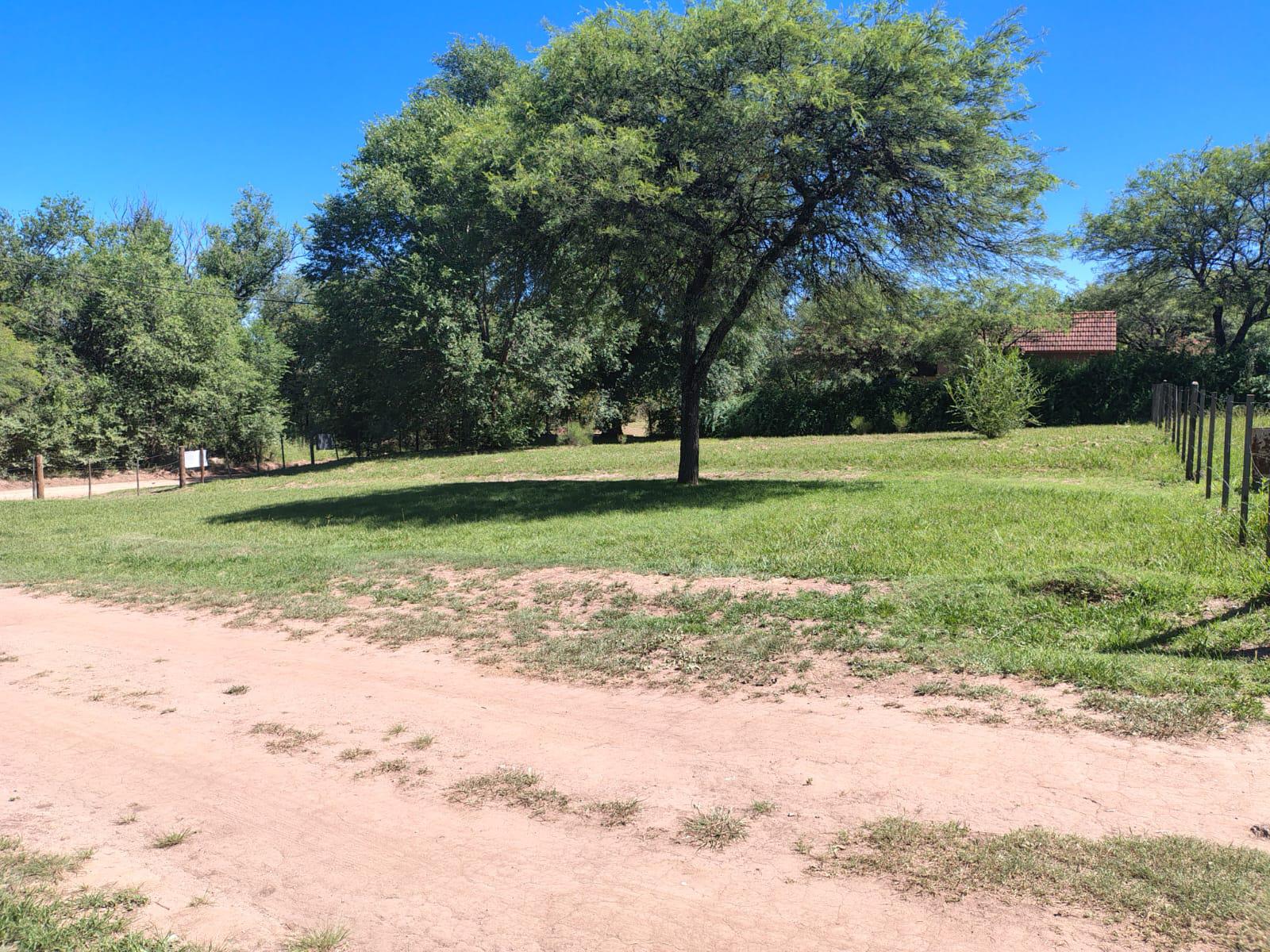 Hermoso lote, servicios en la puerta, Escritura perfecta