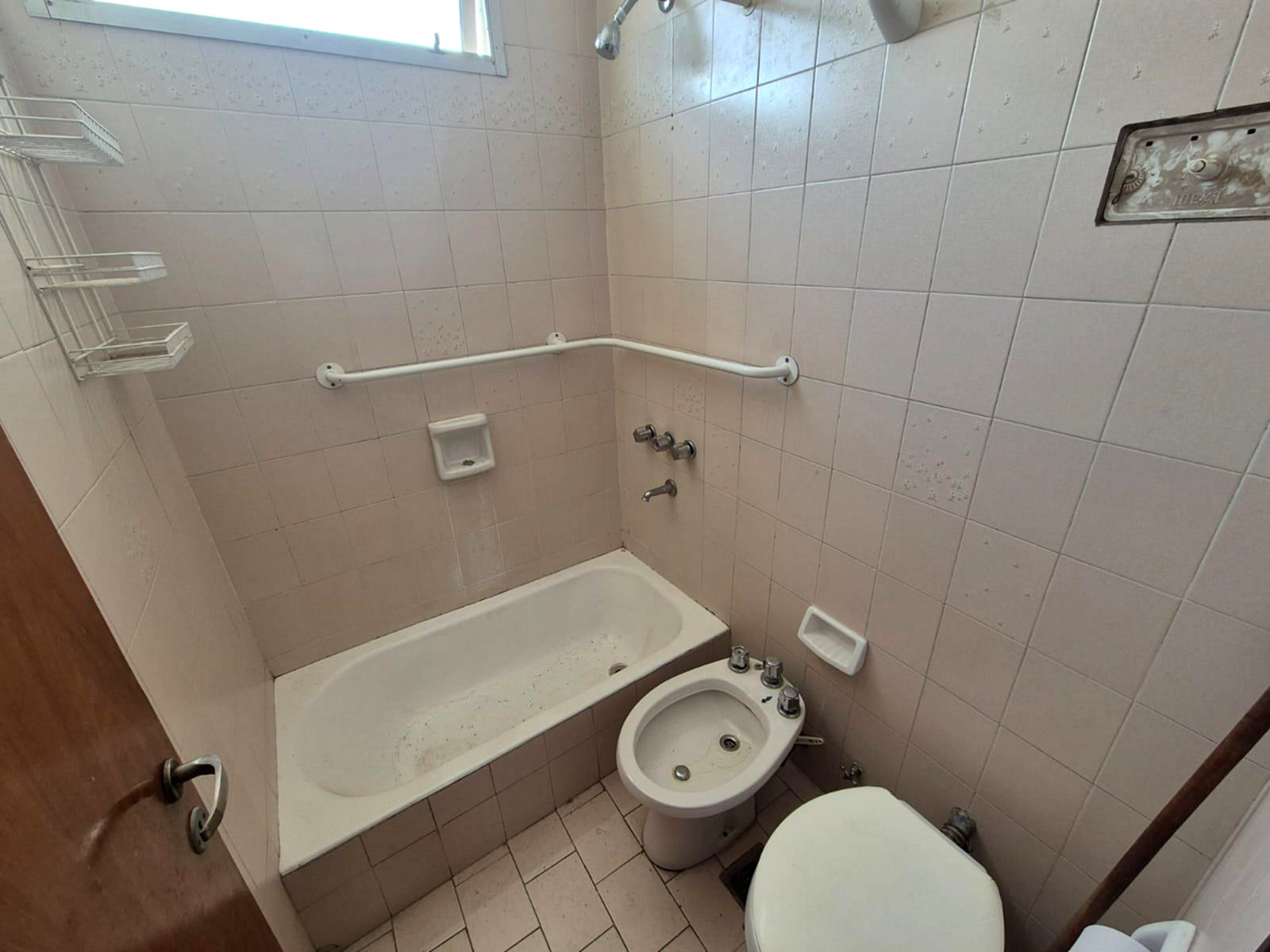 Departamento en ALQUILER - Catamarca 1341,1A, General Paz- 2 dormitorios con balcón!