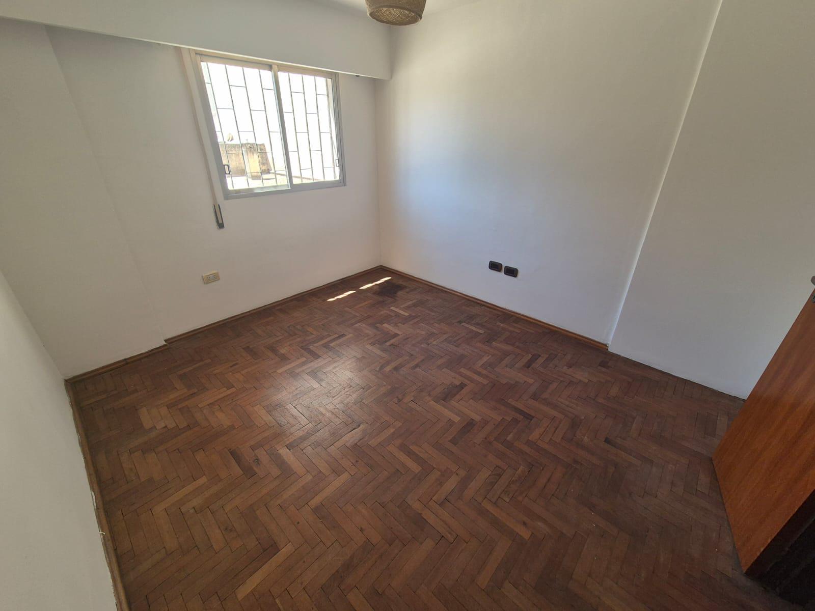 Departamento en ALQUILER - Catamarca 1341,1A, General Paz- 2 dormitorios con balcón!