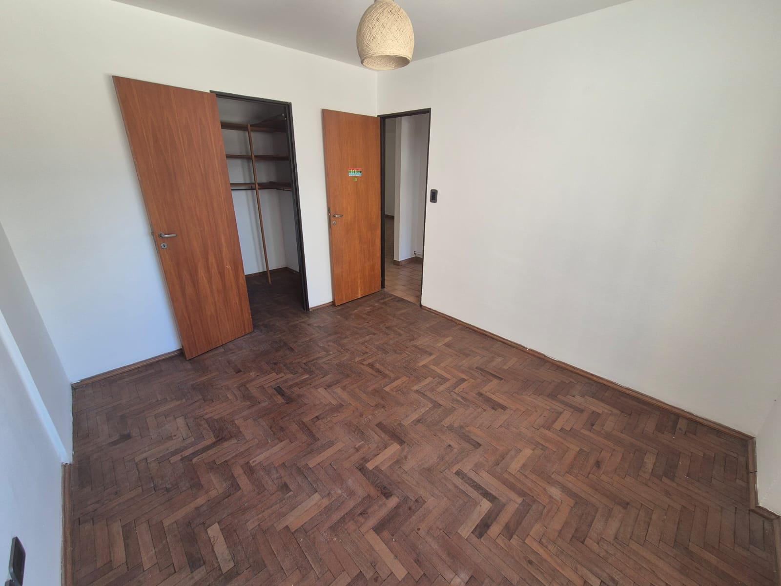 Departamento en ALQUILER - Catamarca 1341,1A, General Paz- 2 dormitorios con balcón!