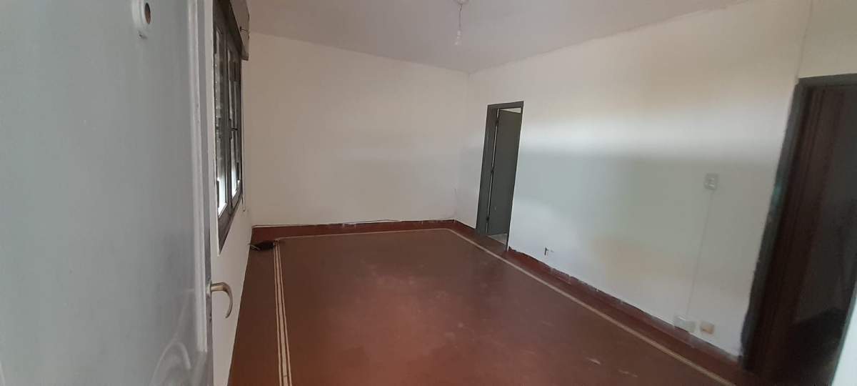 Casa en Alquiler - 2 Dormitorios  Escritorio en Residencial América