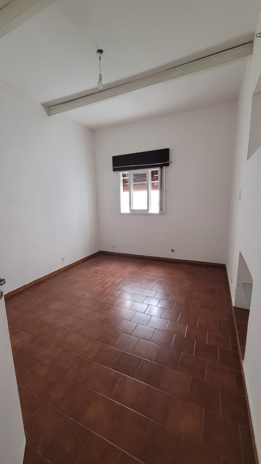 CASA EN ALQUILER EN PLANTA ALTA BARRIO VILLA CABRERA