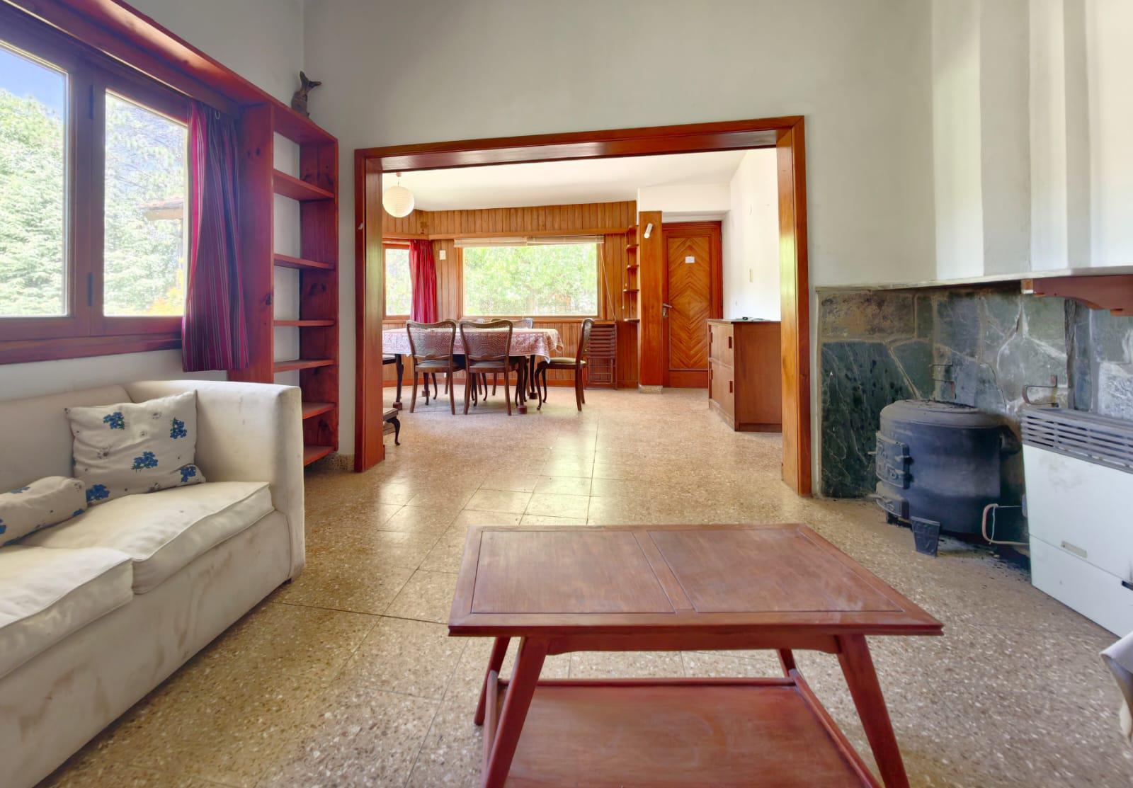 Venta de 2 hermosas casas, salida al río, en el corazón del Pueblo, Hermosas vistas, escritura inm.