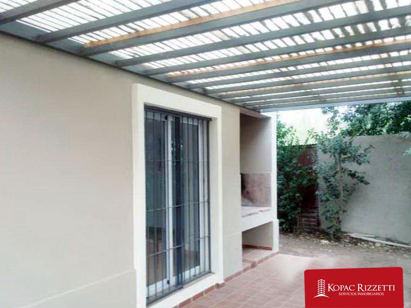 VILLA ALLENDE (LOS ANDES 500) - ALQUILER CASA 2 DORMITORIOS