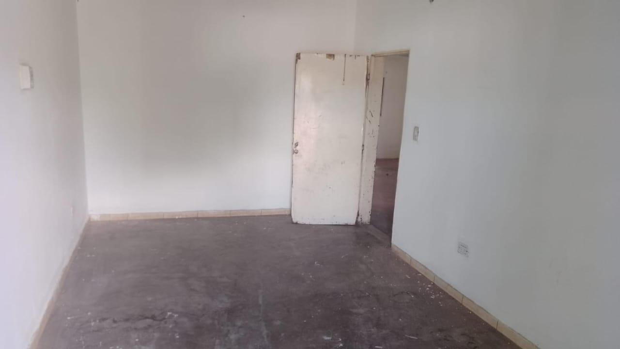 CHEMES INVERSIONES VENDE CASA EN BARRIO EL QUEBRACHO