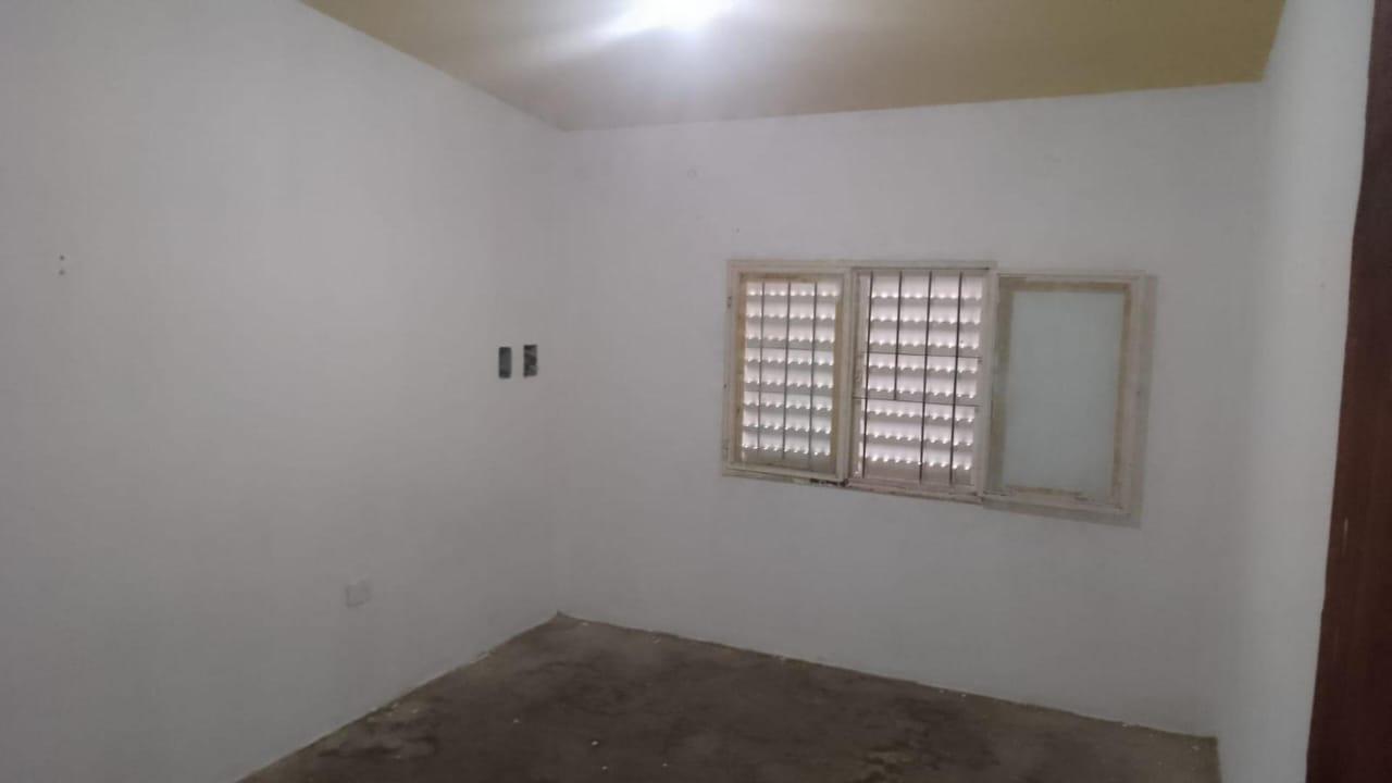 CHEMES INVERSIONES VENDE CASA EN BARRIO EL QUEBRACHO