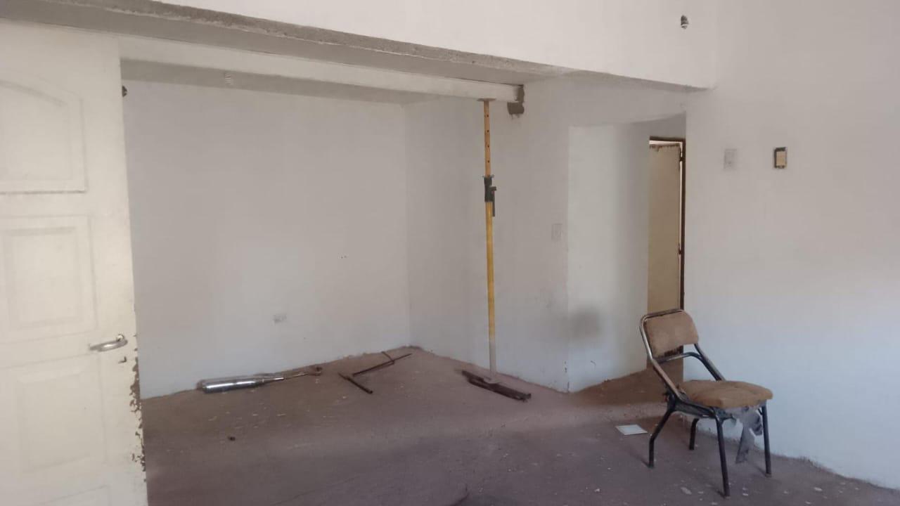 CHEMES INVERSIONES VENDE CASA EN BARRIO EL QUEBRACHO