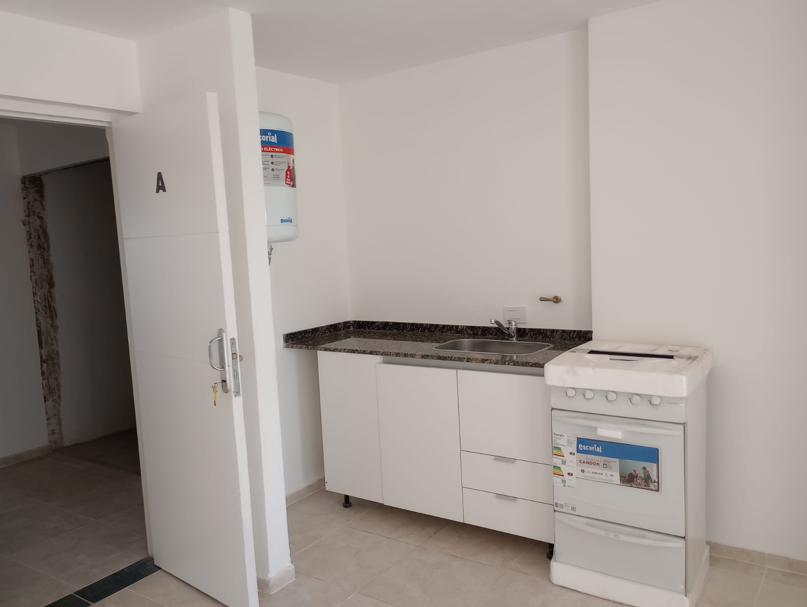 DEPARTAMENTOS  ZONA IDEAL DOS DORMITORIOS Y DOS BAÑOS MUY LUMINOSO CERCA DE TODO