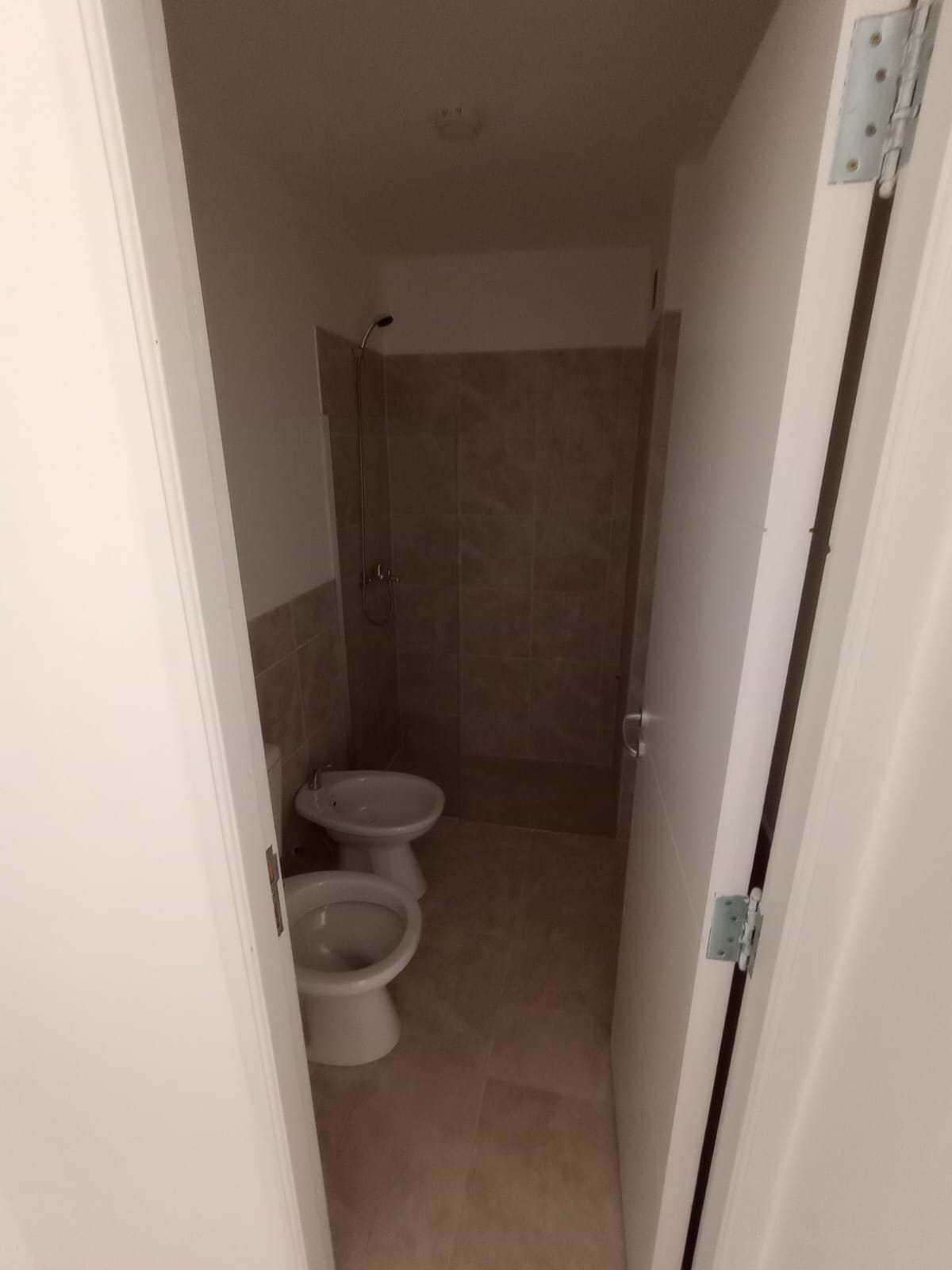 DEPARTAMENTOS  ZONA IDEAL DOS DORMITORIOS Y DOS BAÑOS MUY LUMINOSO CERCA DE TODO