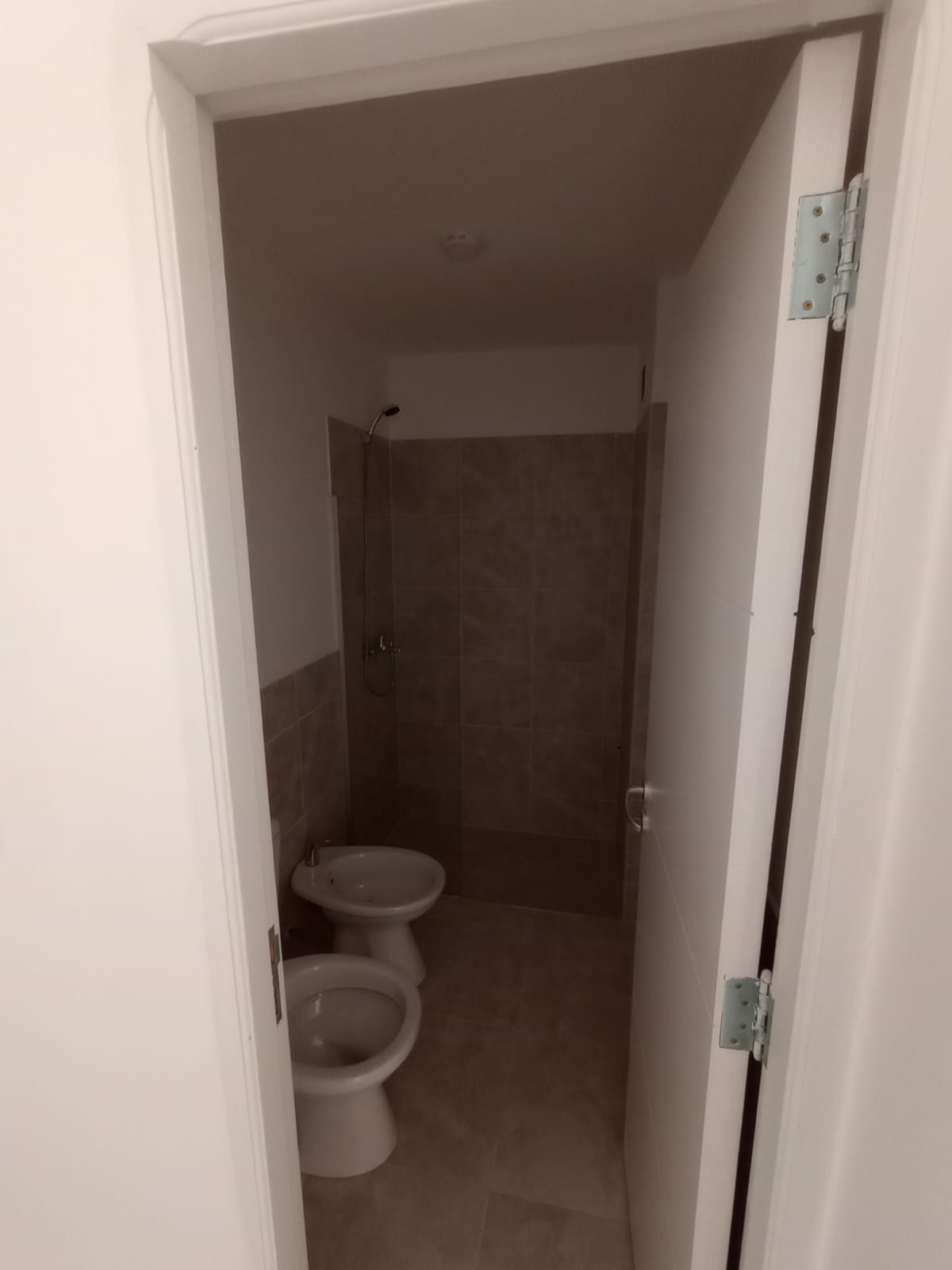 DEPARTAMENTOS  ZONA IDEAL DOS DORMITORIOS Y DOS BAÑOS MUY LUMINOSO CERCA DE TODO