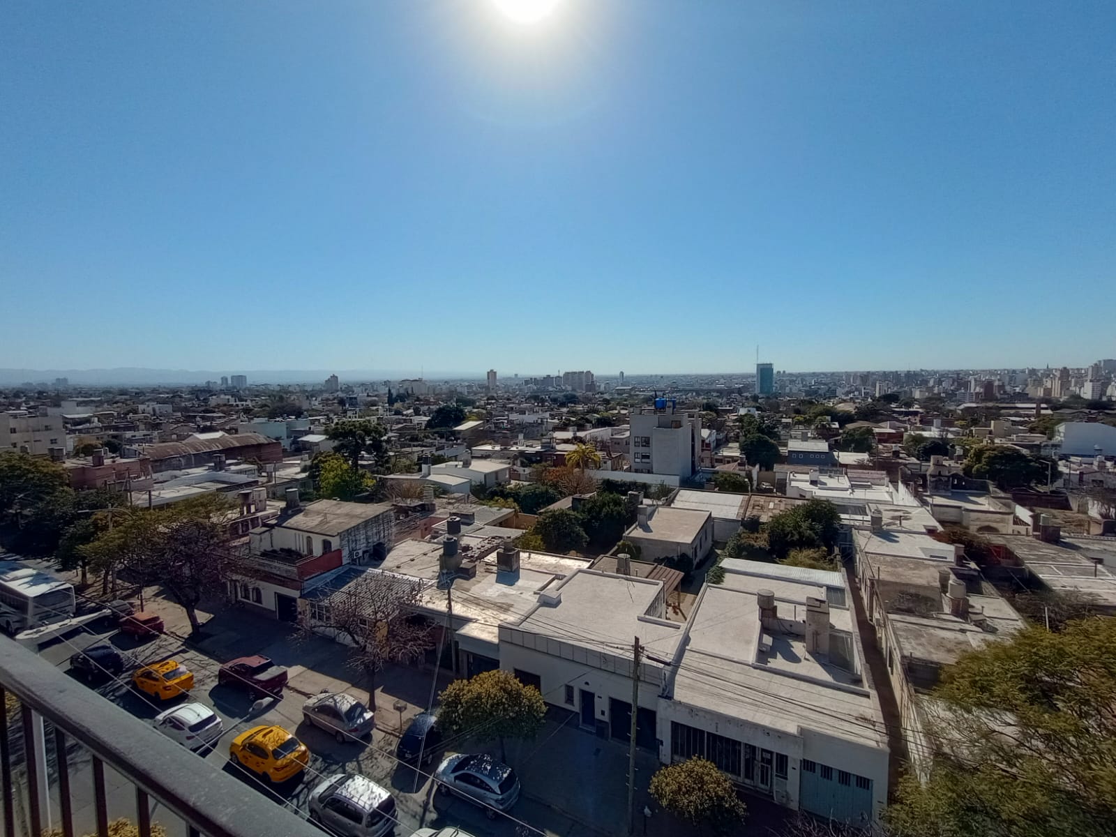 DEPARTAMENTOS  ZONA IDEAL DOS DORMITORIOS Y DOS BAÑOS MUY LUMINOSO CERCA DE TODO