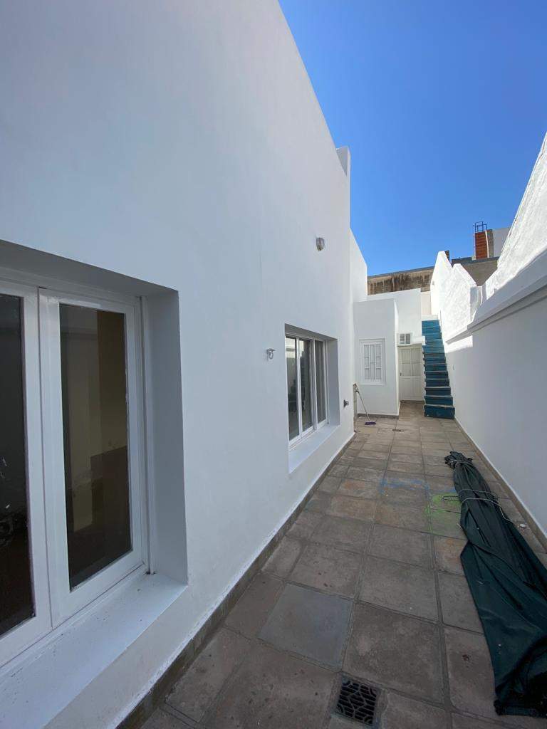 ALQUILER CASONA COMERCIAL MUDA TU EMPRESA A 5 MINUTOS DEL CENTRO Y METROS DE AVENIDA SANTA FE