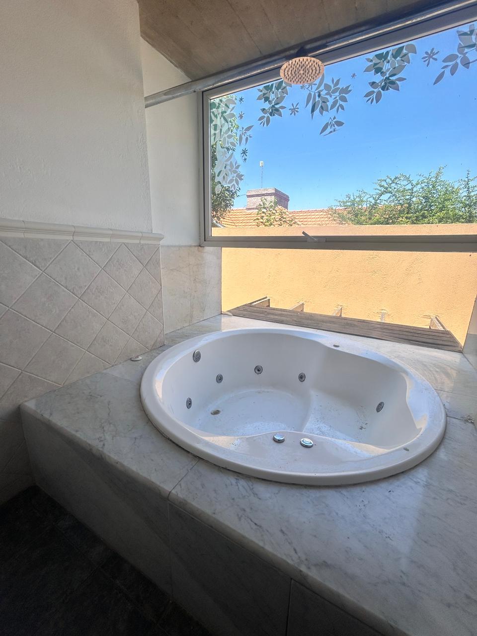 ALQUILER 3 DORMI EN LAS DELICIAS