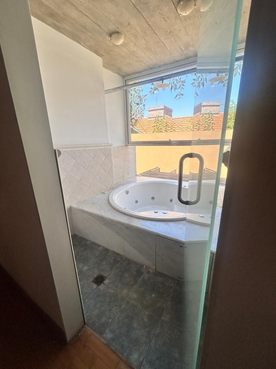 ALQUILER 3 DORMI EN LAS DELICIAS