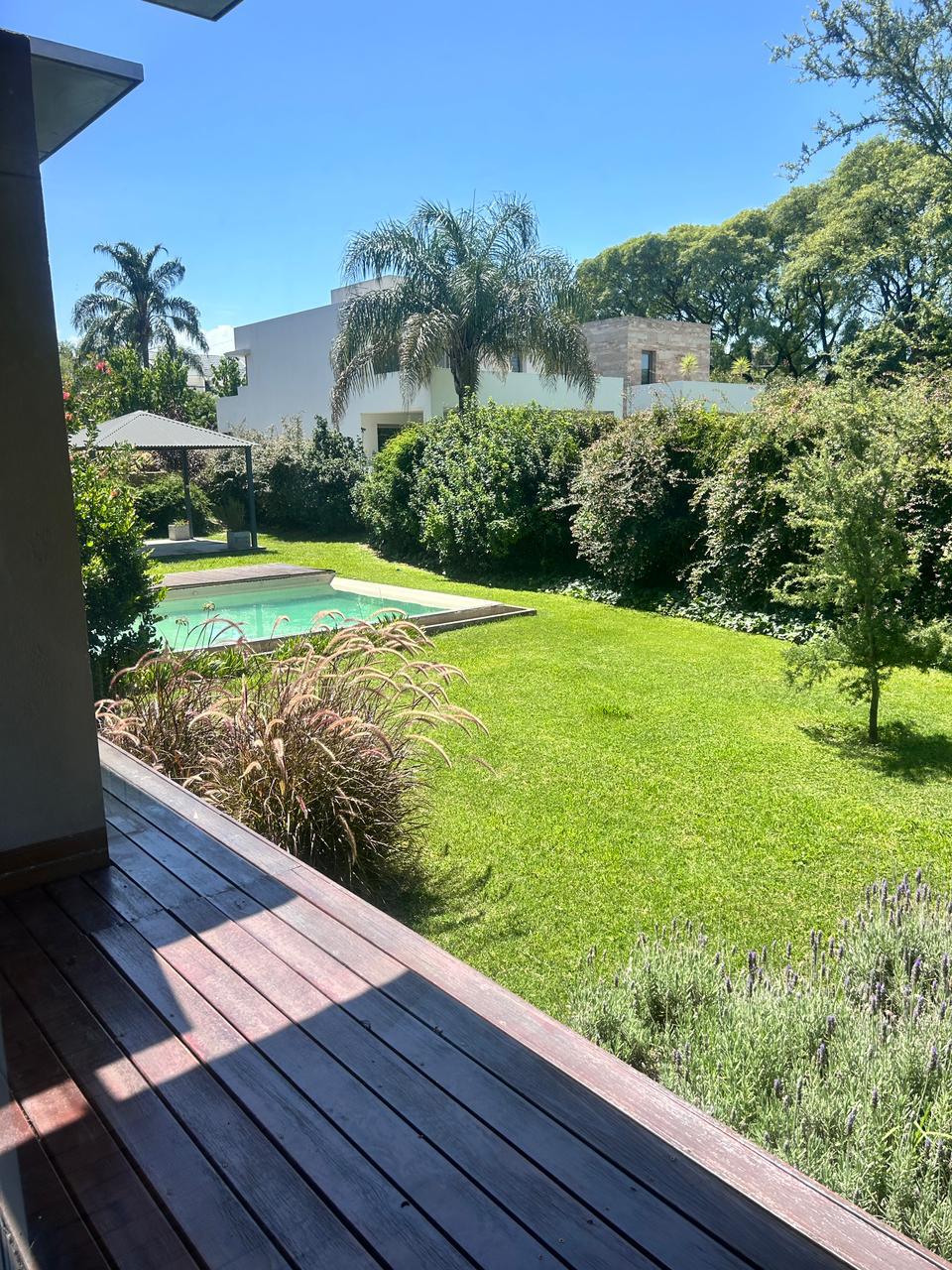 ALQUILER 3 DORMI EN LAS DELICIAS