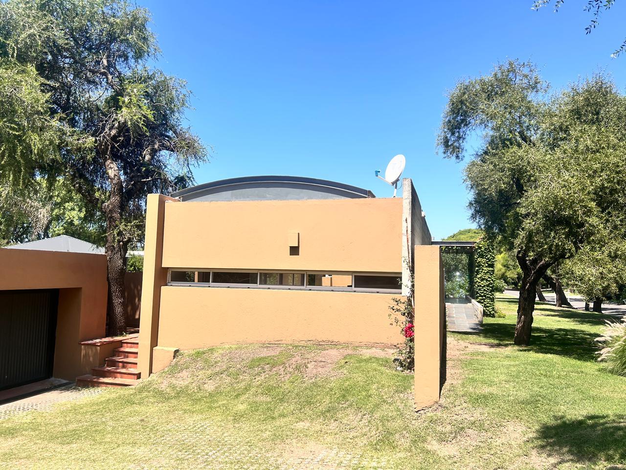 ALQUILER 3 DORMI EN LAS DELICIAS