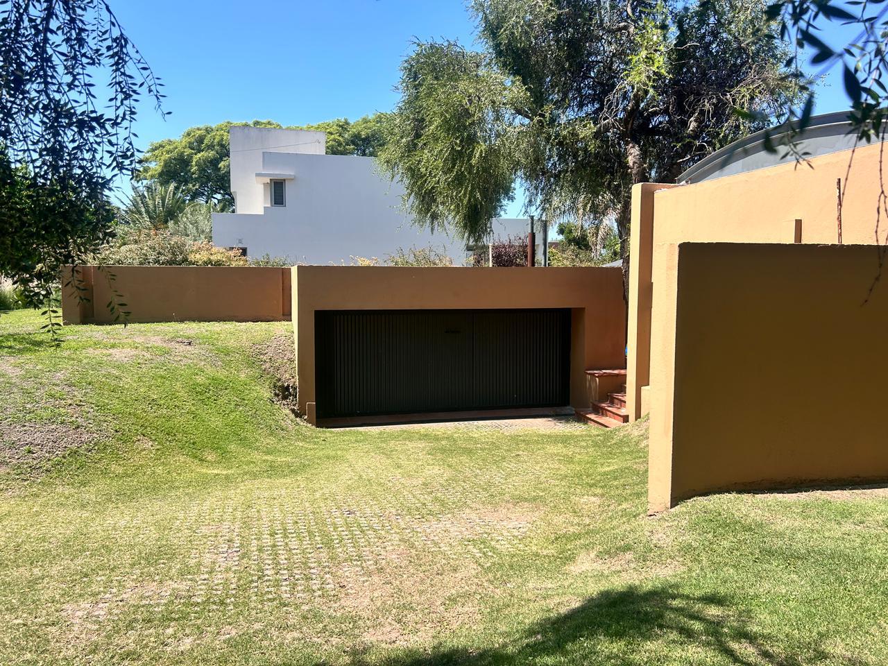 ALQUILER 3 DORMI EN LAS DELICIAS