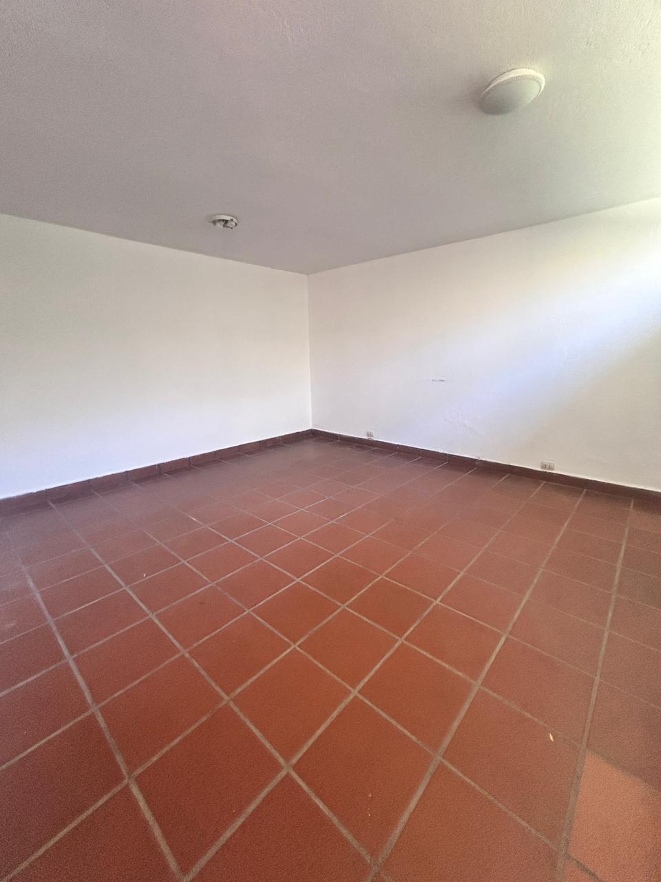 ALQUILER 3 DORMI EN LAS DELICIAS