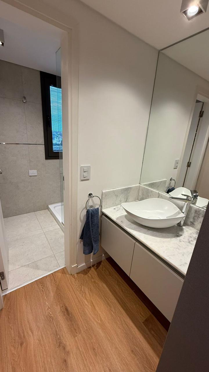 VENTA DEPARTAMENTO OPERA PARK 2 DORMITORIOS AMOBLADO Y COCHERA CERRO LAS ROSAS