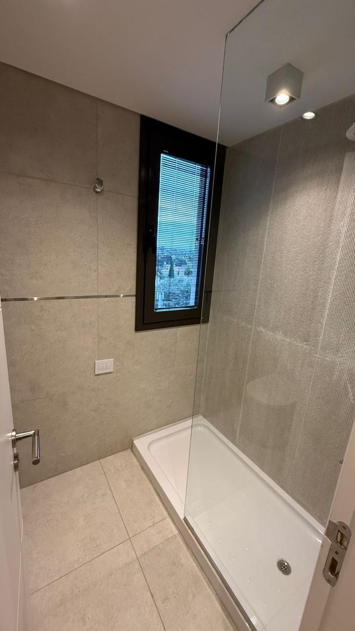 VENTA DEPARTAMENTO OPERA PARK 2 DORMITORIOS AMOBLADO Y COCHERA CERRO LAS ROSAS