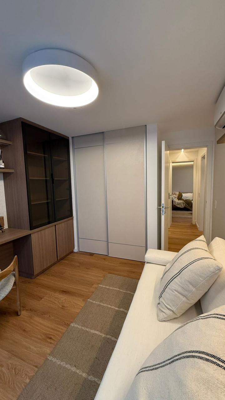 VENTA DEPARTAMENTO OPERA PARK 2 DORMITORIOS AMOBLADO Y COCHERA CERRO LAS ROSAS