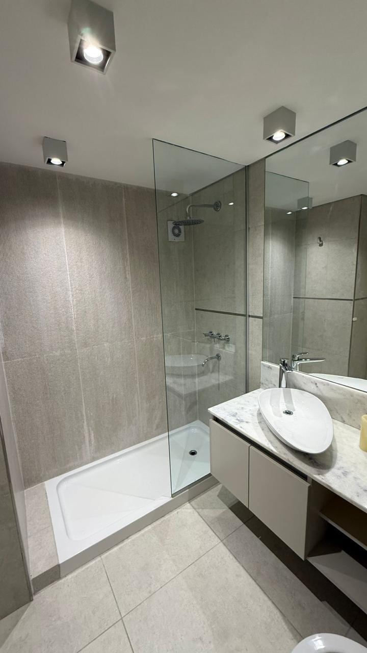 VENTA DEPARTAMENTO OPERA PARK 2 DORMITORIOS AMOBLADO Y COCHERA CERRO LAS ROSAS