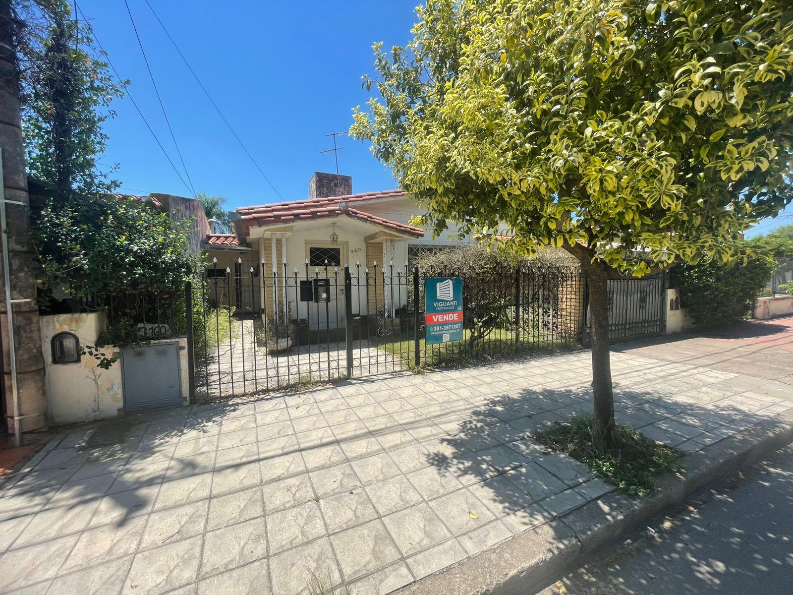VENTA CASA- BAJO PALERMO- APTO CREDITO BANCO NACION