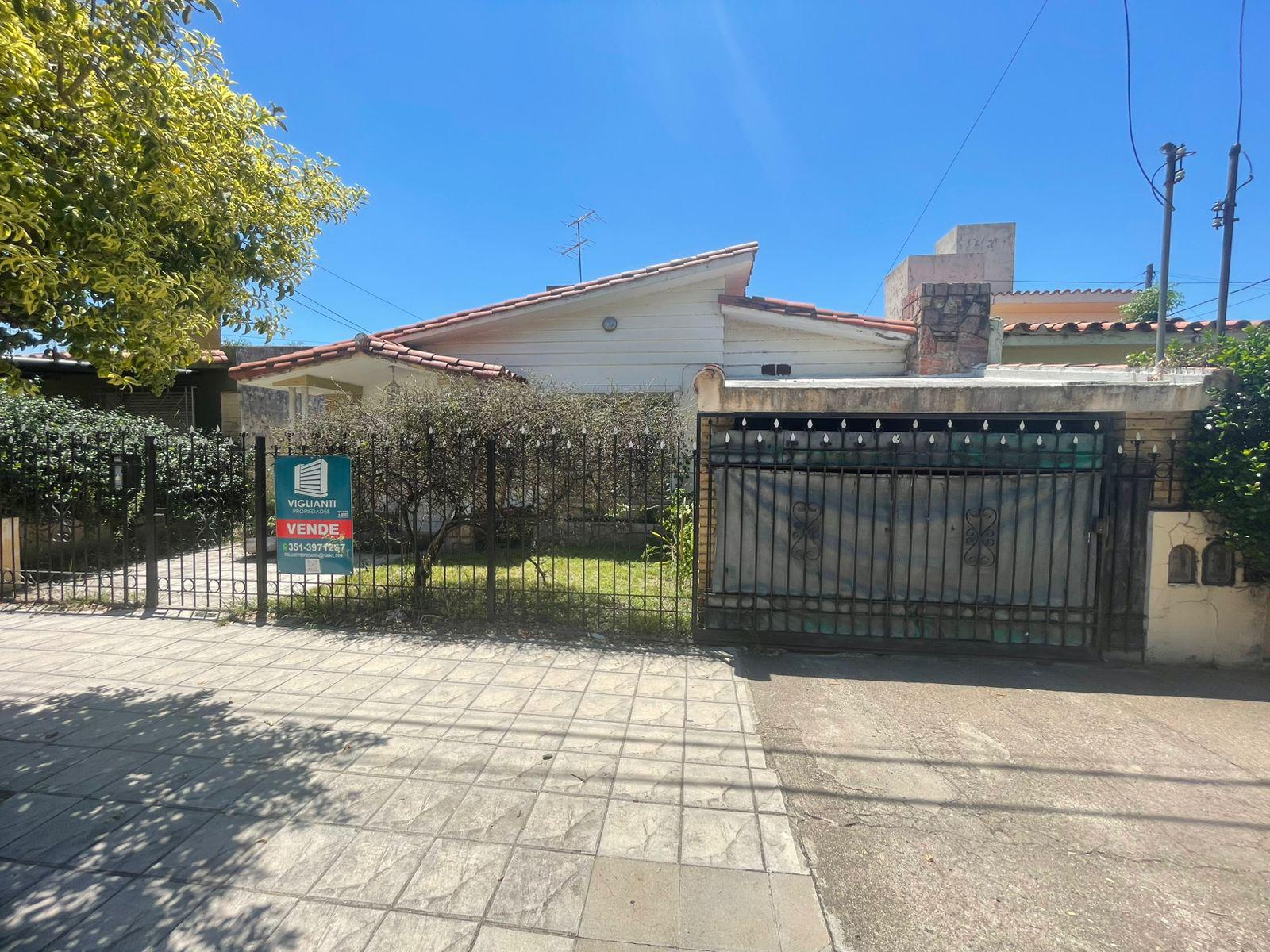 VENTA CASA- BAJO PALERMO- APTO CREDITO BANCO NACION