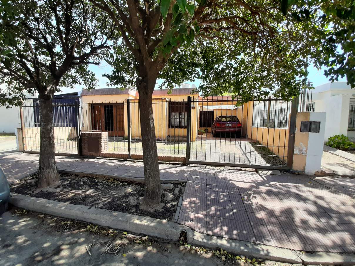 Venta Casa 3 dorm. - B° Pque San Carlos - Córdoba