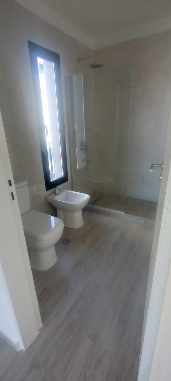 VENTA DE CASA  3 DORMITORIOS EN CUESTAS DE MANANTIALES II