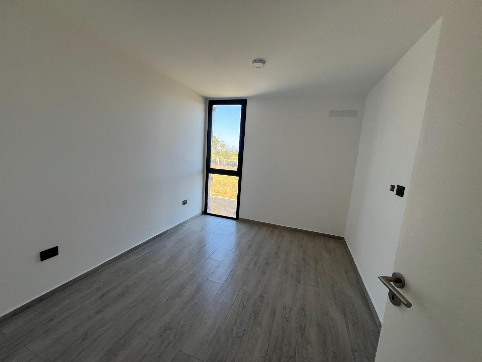 VENTA DE CASA  3 DORMITORIOS EN CUESTAS DE MANANTIALES II