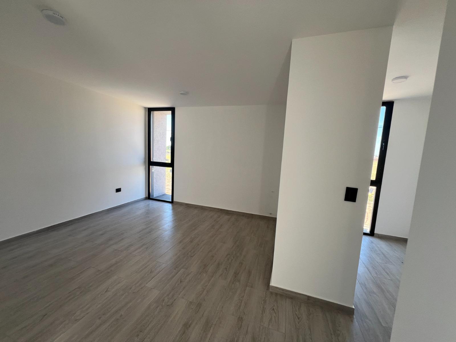 VENTA DE CASA  3 DORMITORIOS EN CUESTAS DE MANANTIALES II