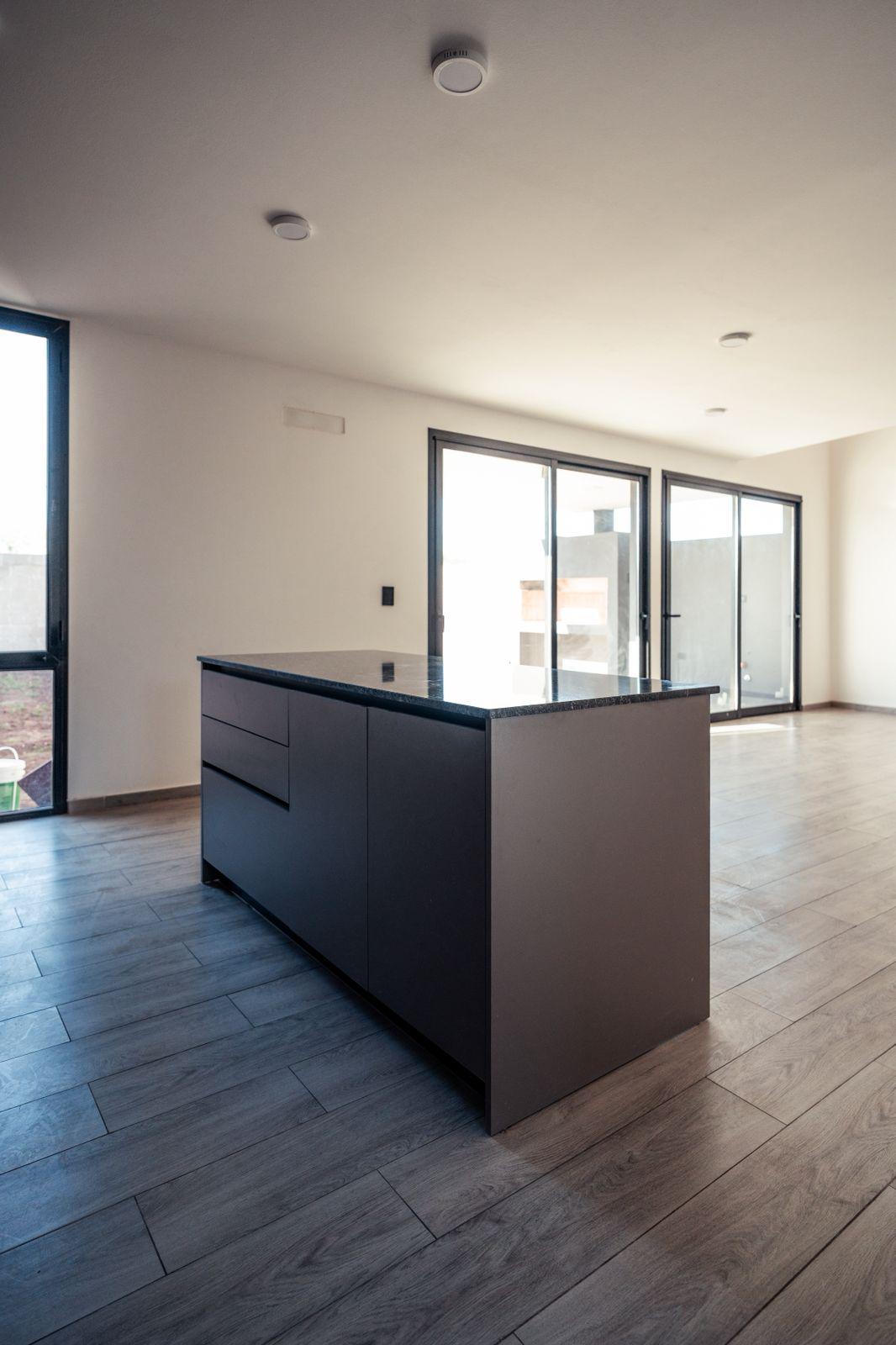 VENTA DE CASA  3 DORMITORIOS EN CUESTAS DE MANANTIALES II