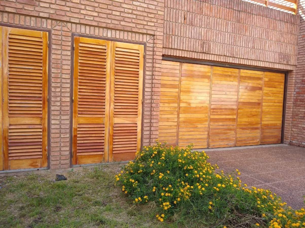 Casa en Venta Granja de Funes !!!