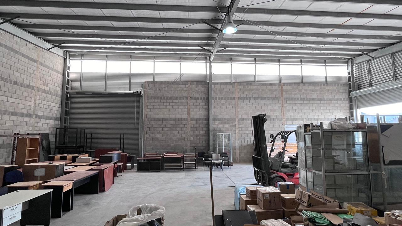 ALQUILER 350m2 Depósito Oficina Circunv Sur entre Velez Sarsf y Valparaíso UBICACIÓN PREMIUM