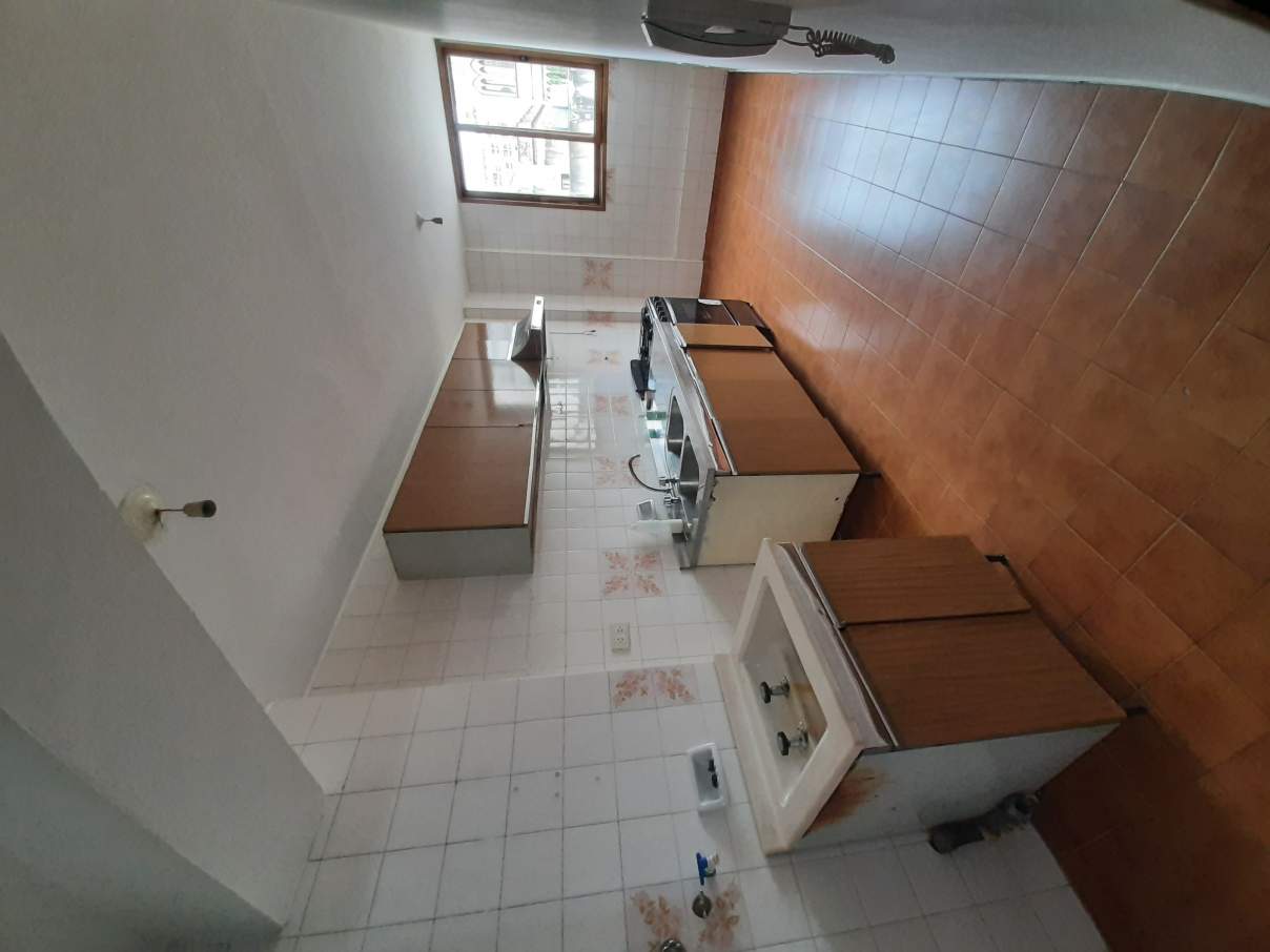 GRAN DPTO DE TRES DORMITORIOS EN PLENO CENTRO DE LA CIUDAD