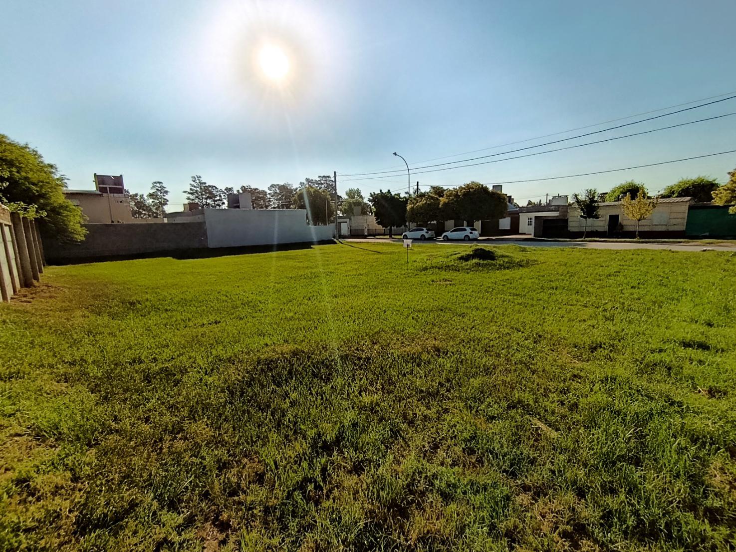 VENTA  LOTES CONTIGUOS  OPORTUNIDAD ÚNICA  Barrio Comercial  Las Varillas