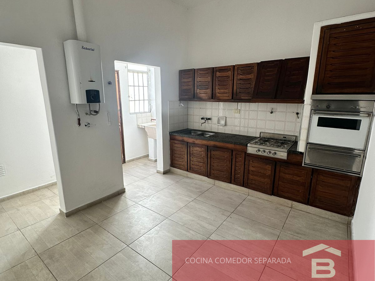 Alquiler  Casa 2 dormitorios en Barrio Sarmiento  Córdoba Capital