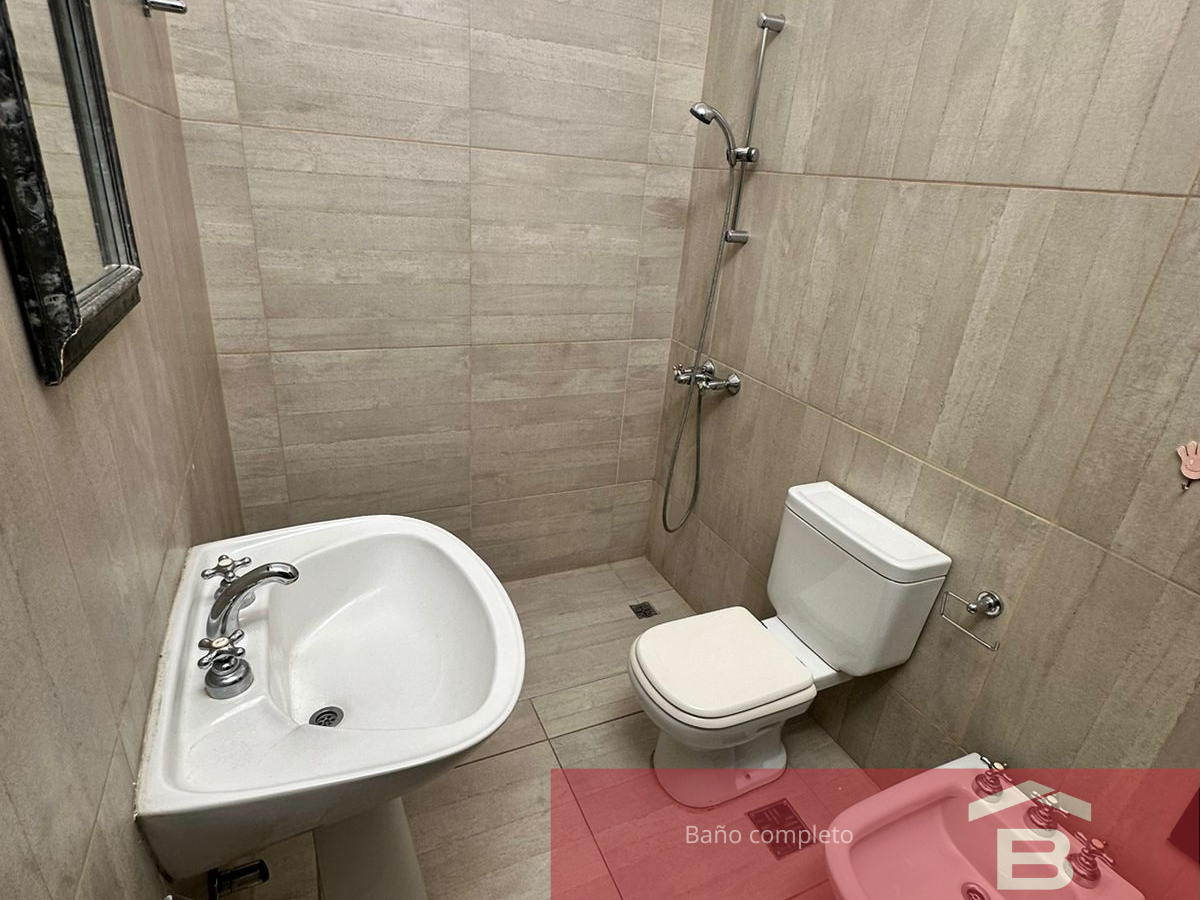 Alquiler  Casa 2 dormitorios en Barrio Sarmiento  Córdoba Capital