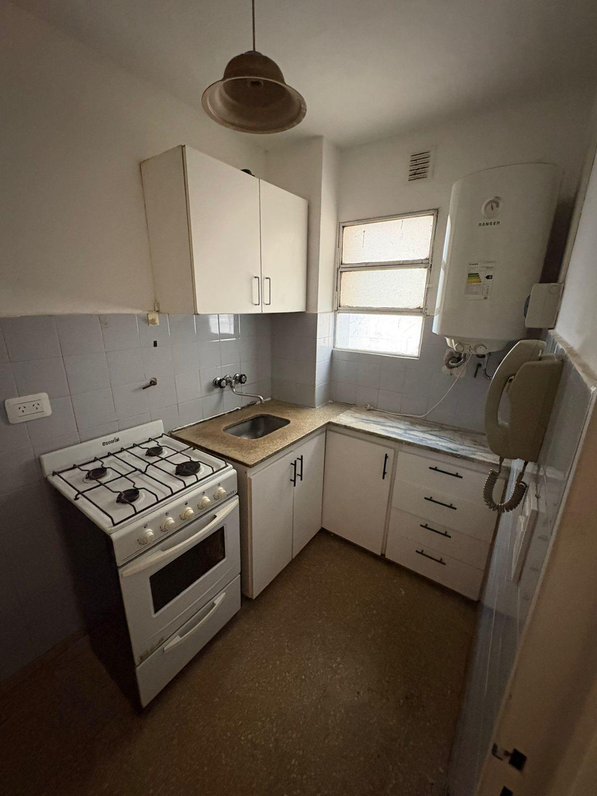 ALQUILO - DEPTO 1 DOR. BARRIO ALBERDI