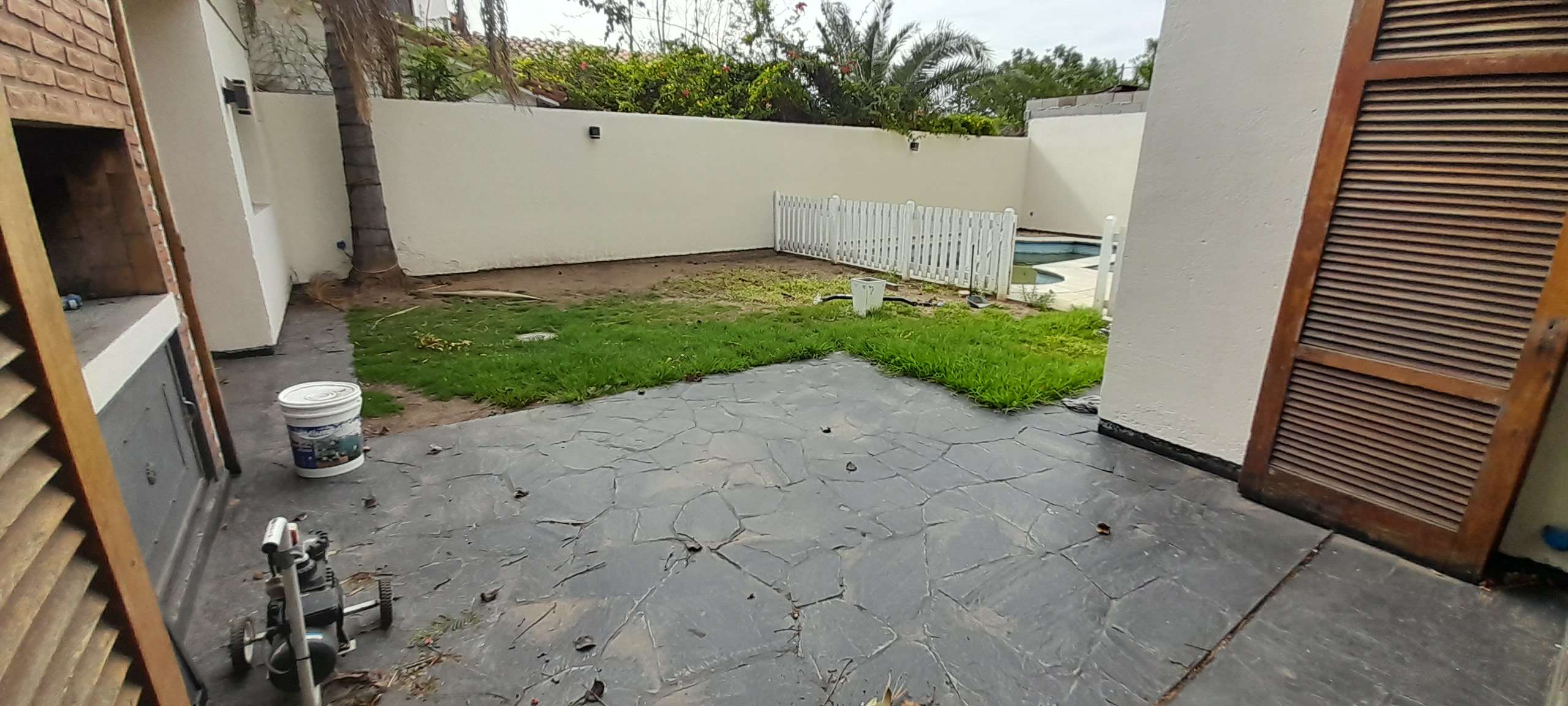 CERRO CHICO - NATAL CRESPO 4700 - CASA 3 DORMITORIOS EN ALQUILER