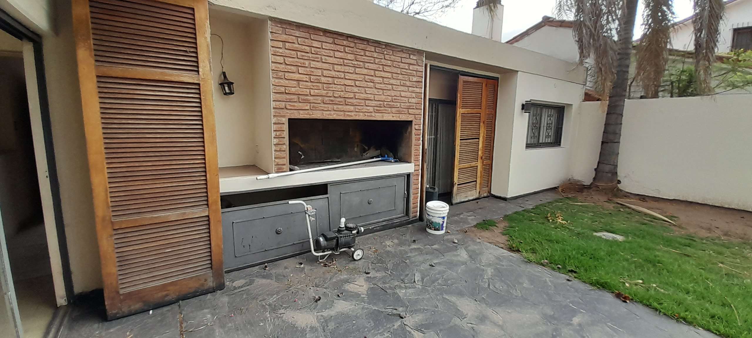 CERRO CHICO - NATAL CRESPO 4700 - CASA 3 DORMITORIOS EN ALQUILER