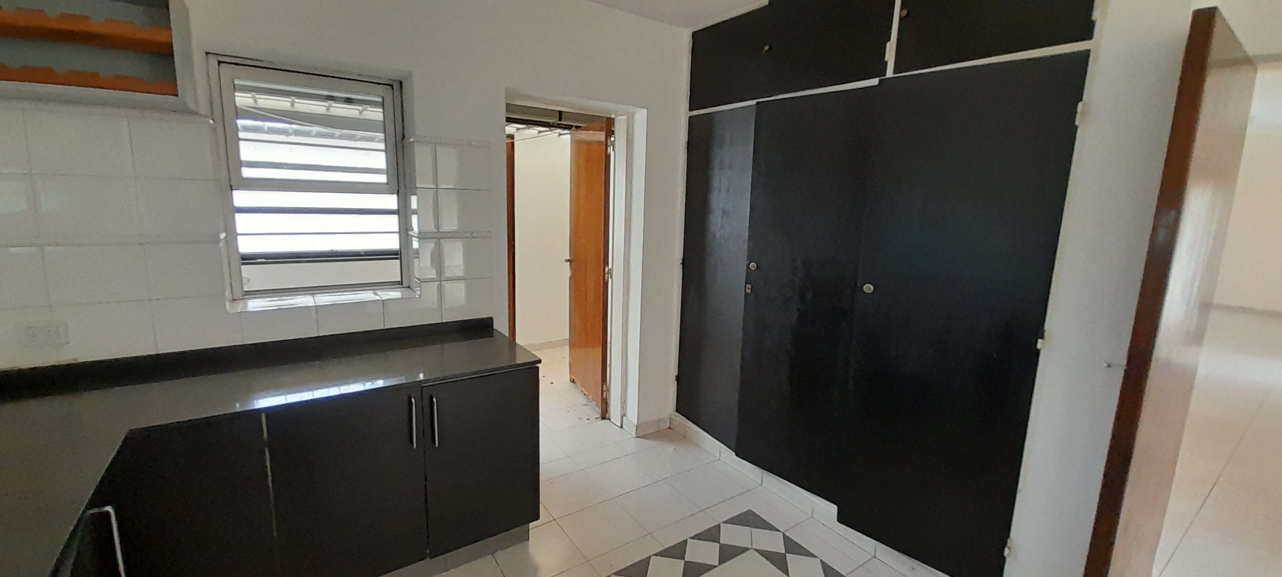 CERRO CHICO - NATAL CRESPO 4700 - CASA 3 DORMITORIOS EN ALQUILER