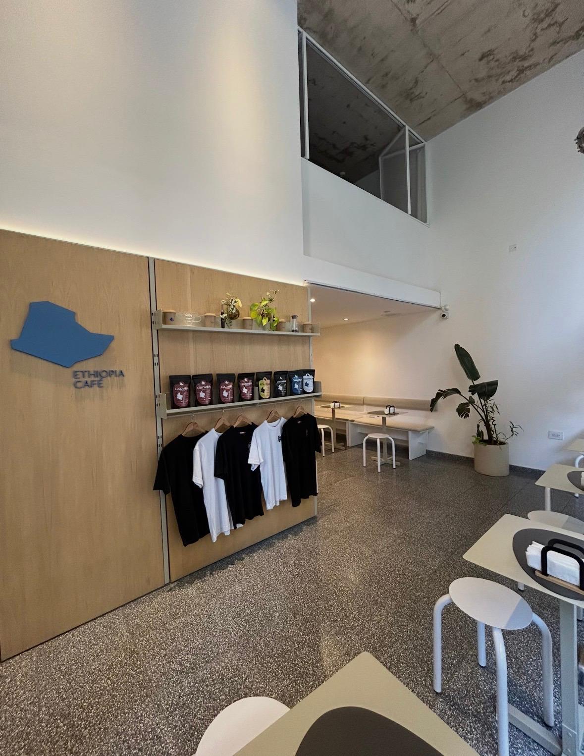 VENTA DE FONDO DE COMERCIO  CAFETERÍA EN NUEVA CÓRDOBA