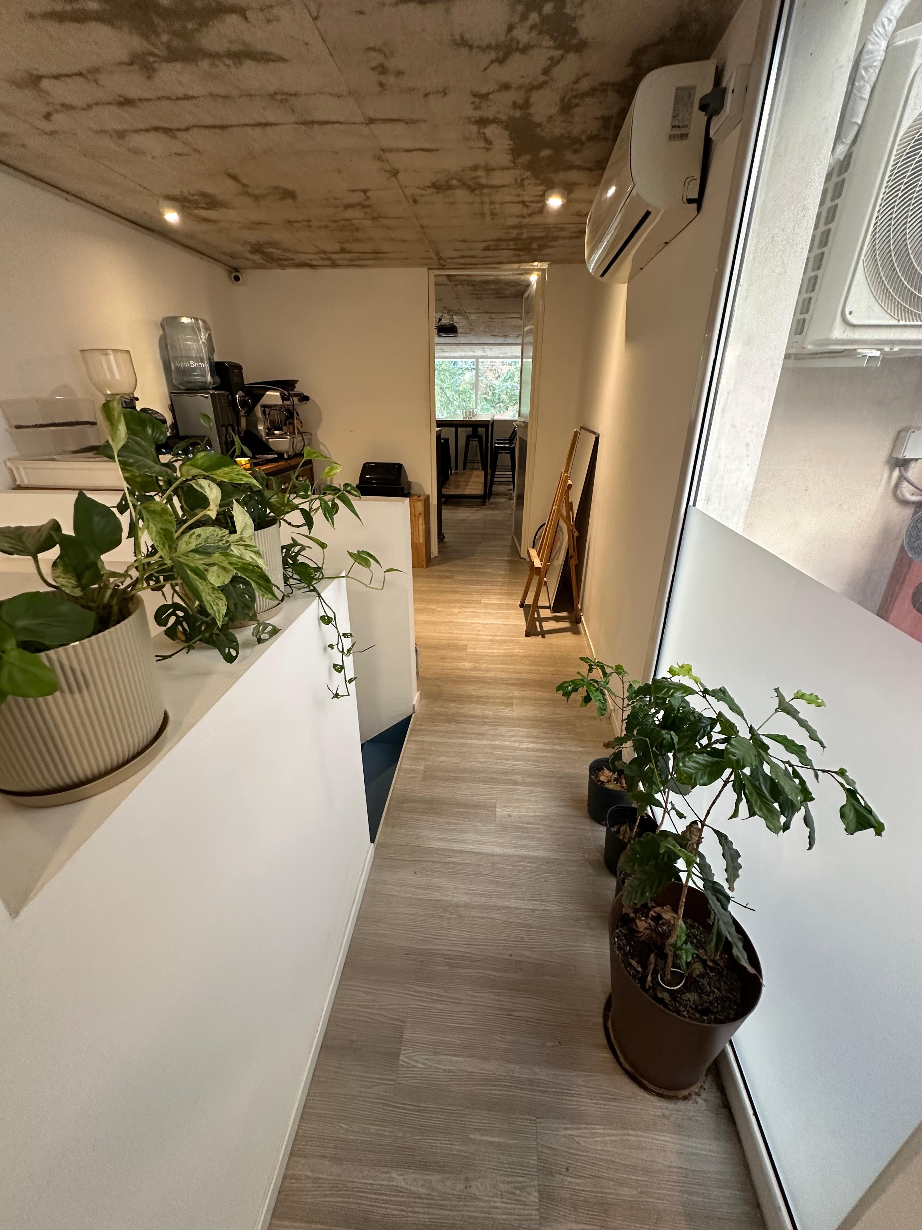 VENTA DE FONDO DE COMERCIO  CAFETERÍA EN NUEVA CÓRDOBA