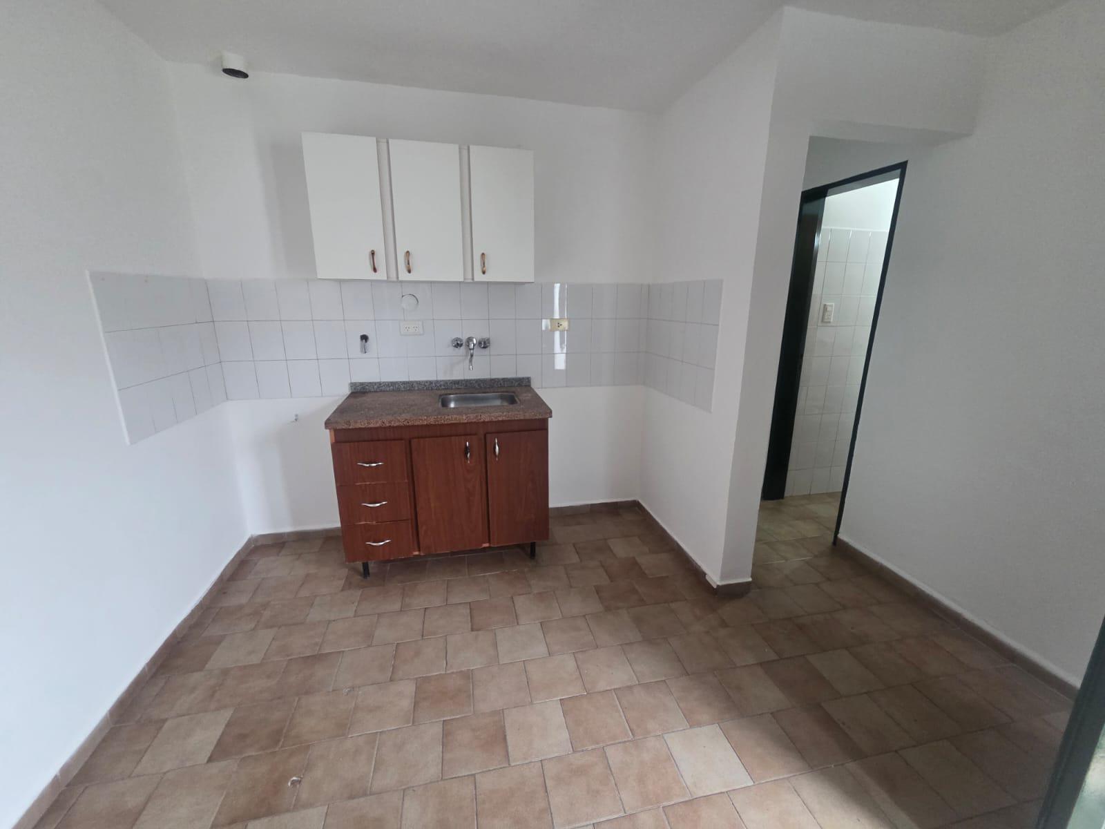 TALLERES ESTE - PUNTA DEL SAUCE 1956 - ALQUILER DEPARTAMENTO